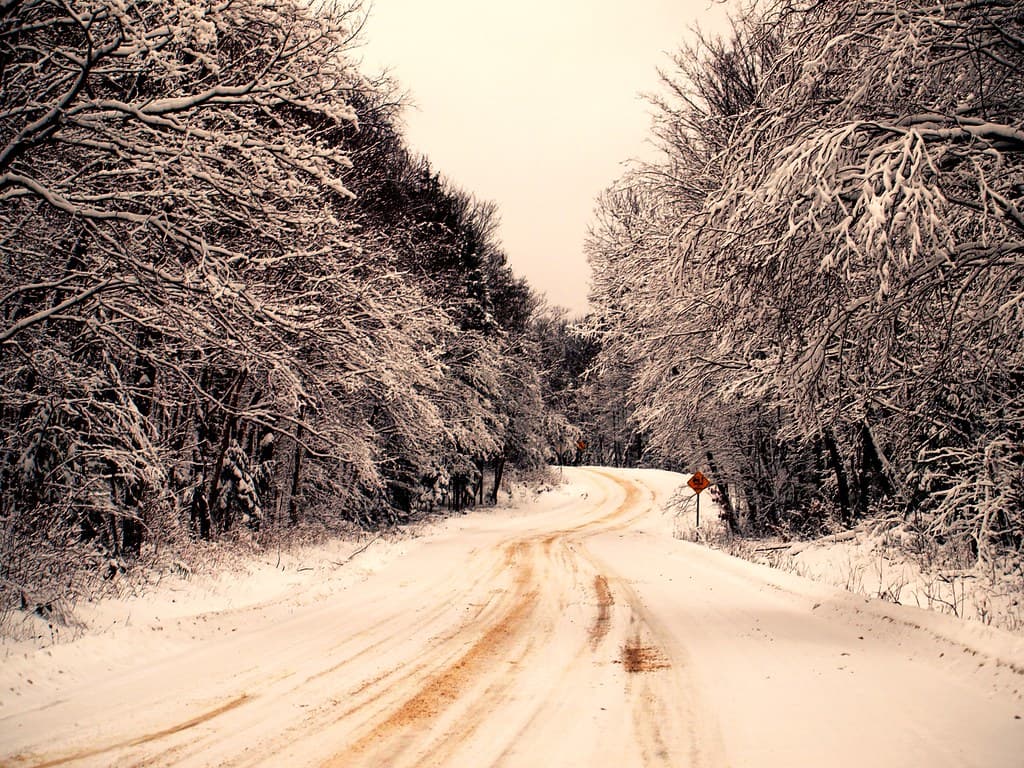 Conduite hivernale : 6 réflexes pour la route 132